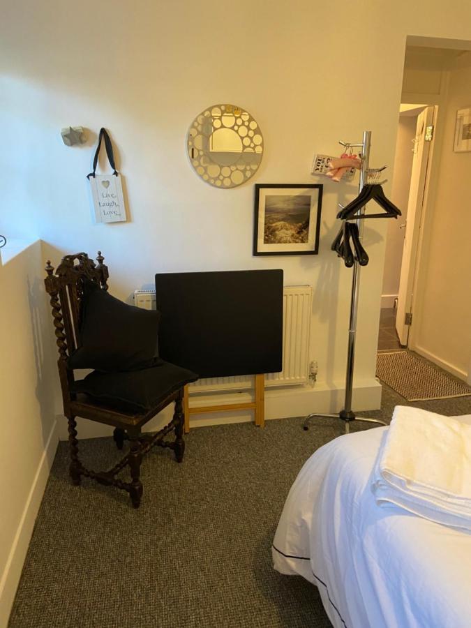 Great Rooms In An Uber Cool Flat! London Bridge Екстер'єр фото